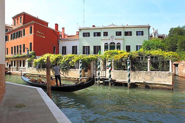 VENICE TREASURE: CHARMING AND UBER CLEAN